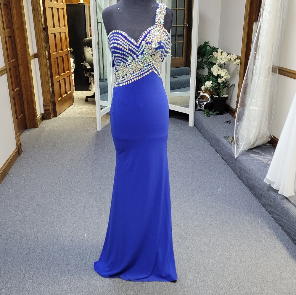 ENVIOUS ROYAL BLUE HOMECOMING DRESS